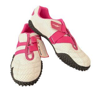 New Gola Surge Size 6 U.S.Kool Closure